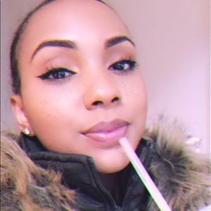 Meet your Posher, Shatia